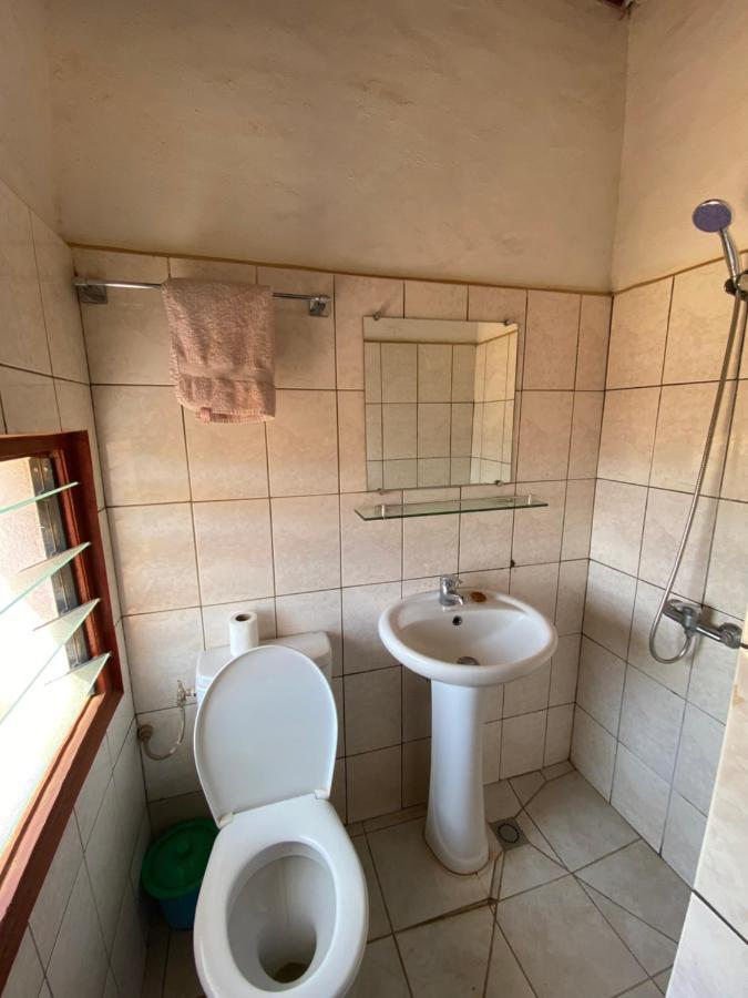 Lycee Picot De Cloriviere Dont Les Revenus Financent L'Education Des Eleves Apartment Antsirabe Exterior photo